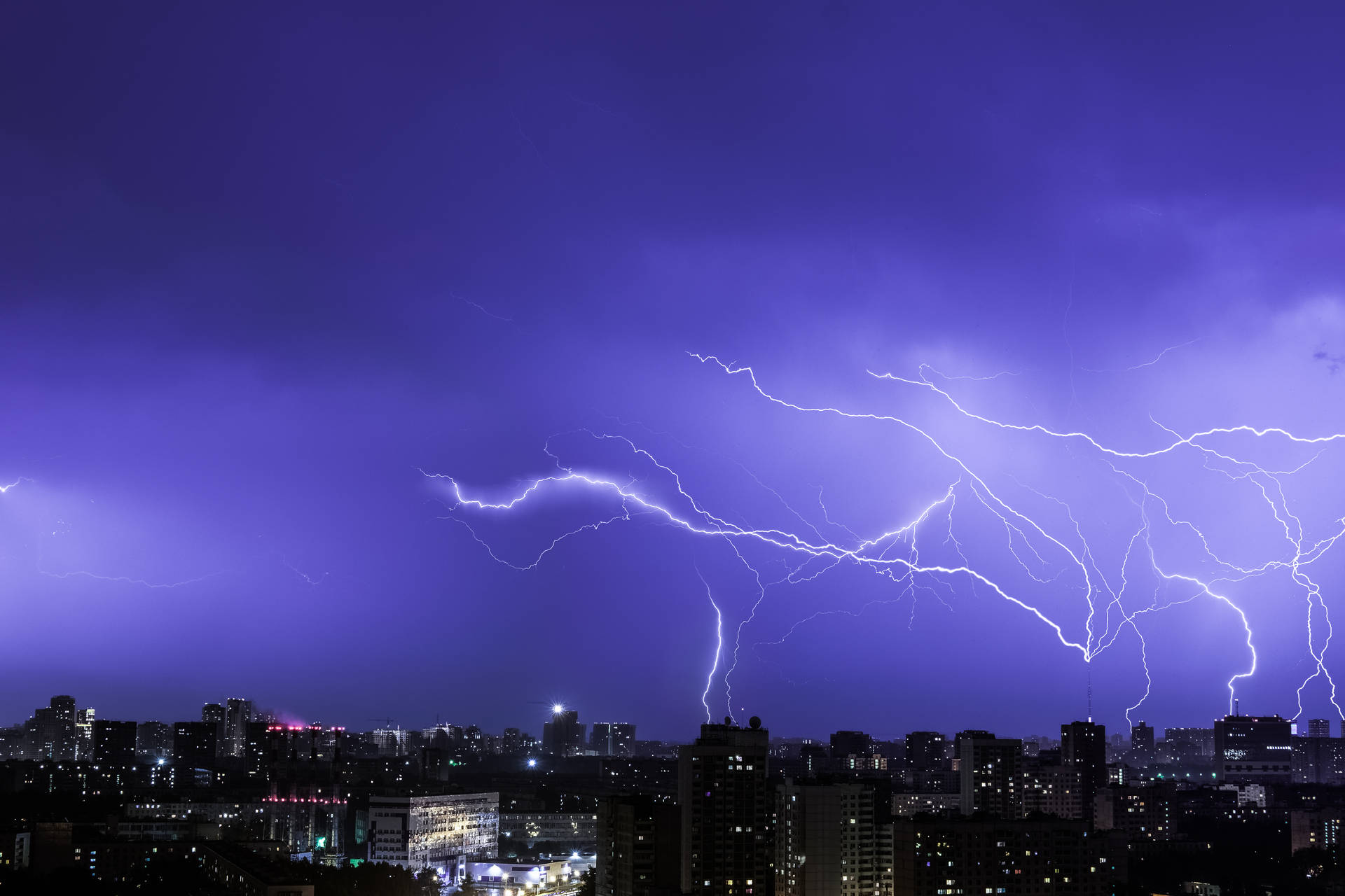 Lightning Strikes In Big City Background