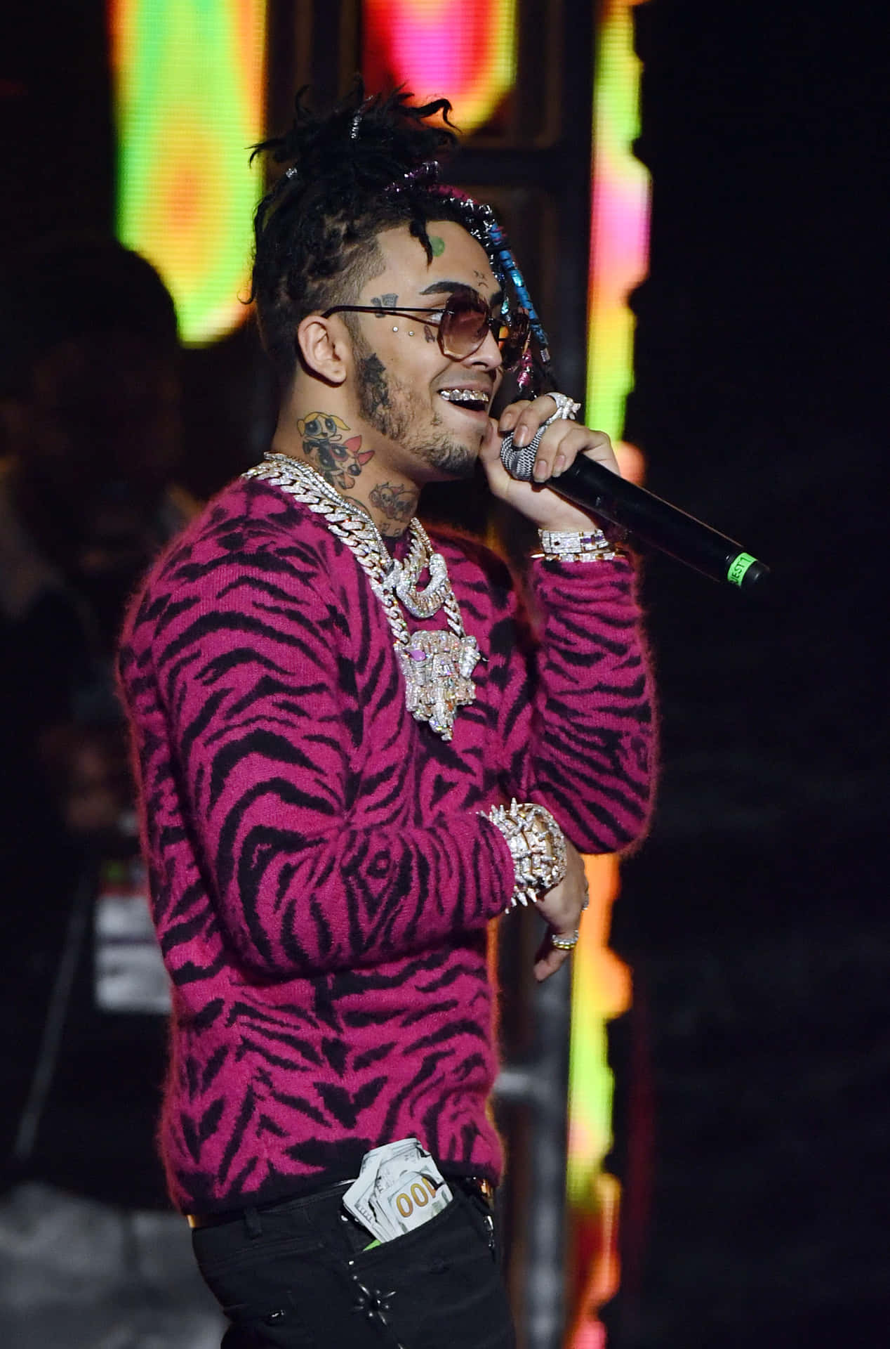 Lil Pump Live On Stage Background