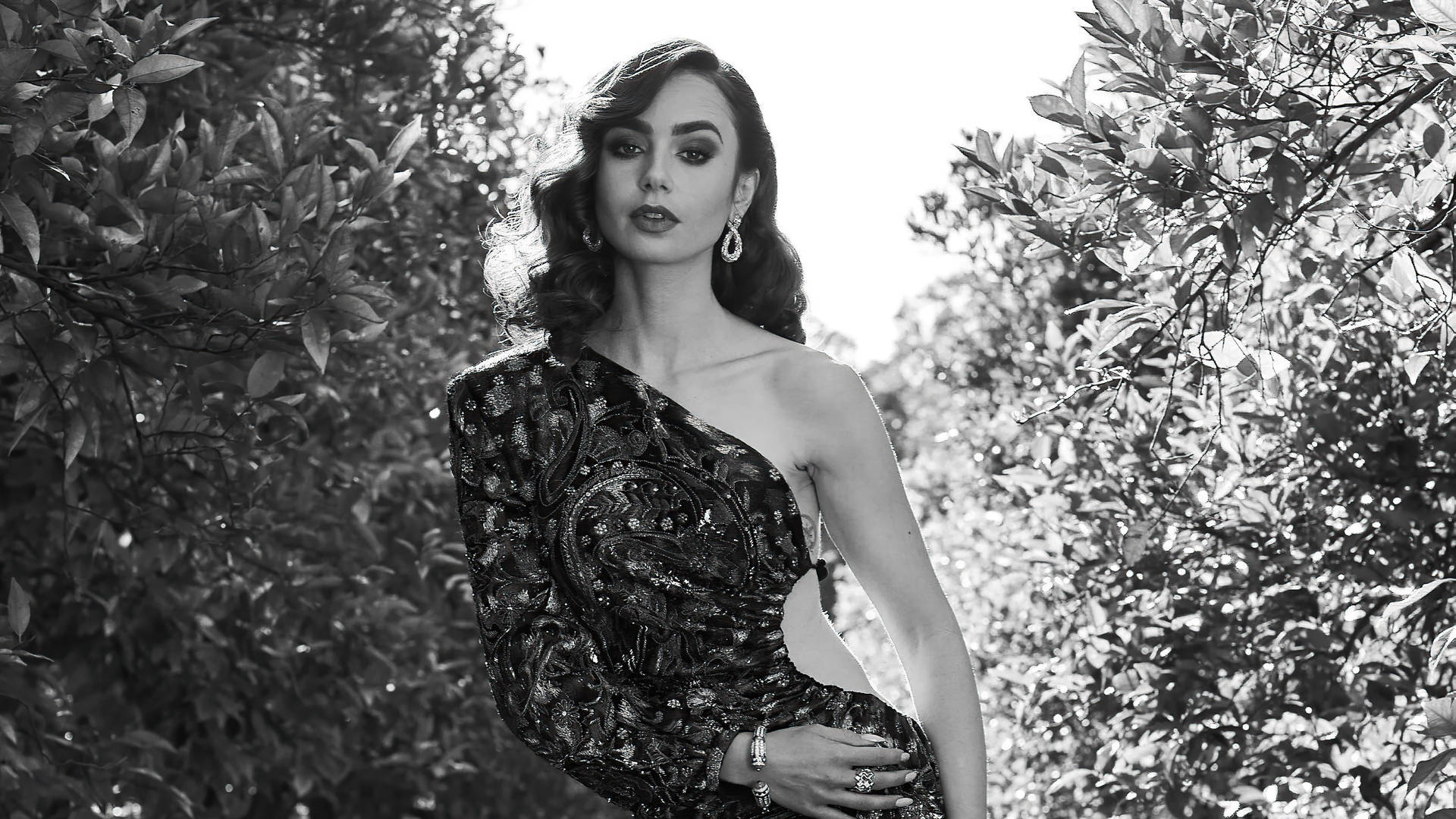 Lily Collins In Golden Globes 2021 Background