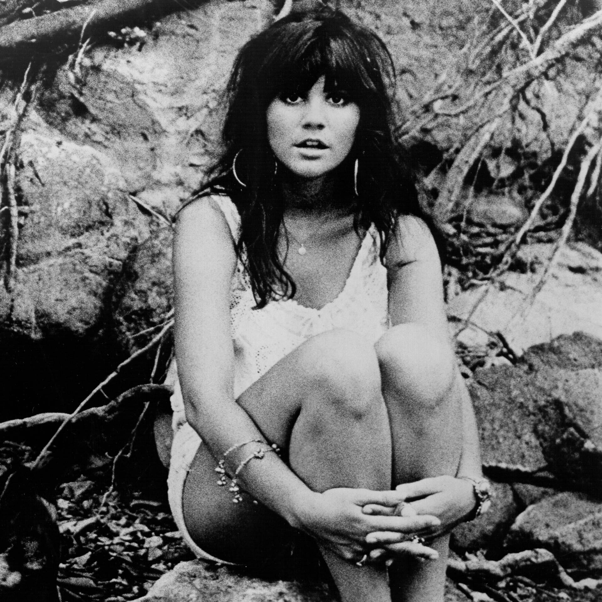 Linda Ronstadt Best Album Cover Background