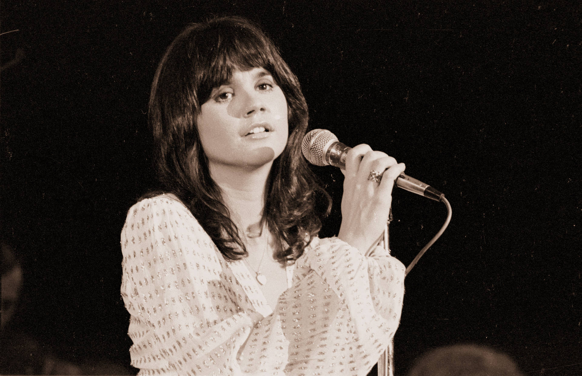 Linda Ronstadt Rock Artist Background