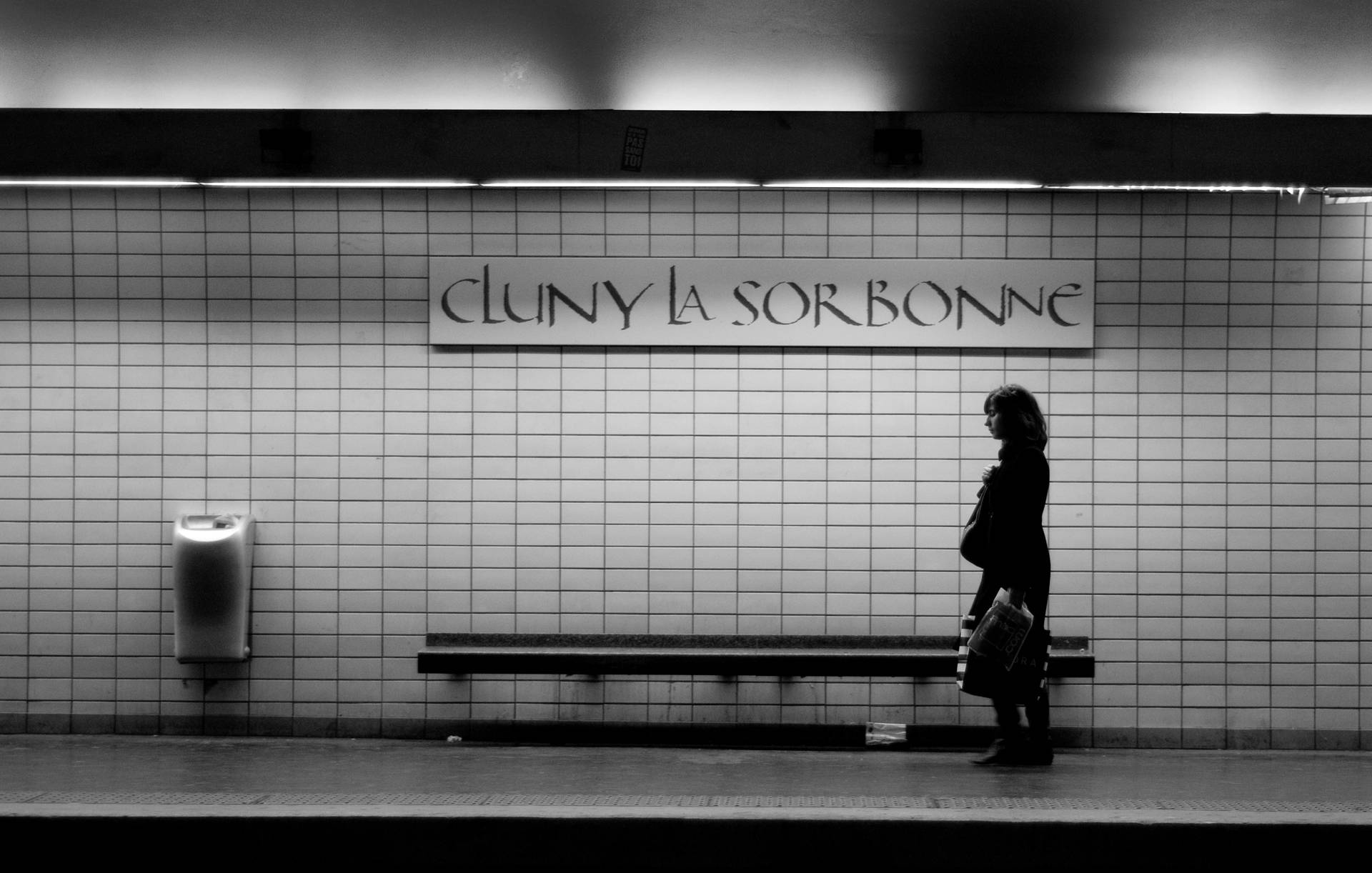 Line 10 Paris Metro Underground