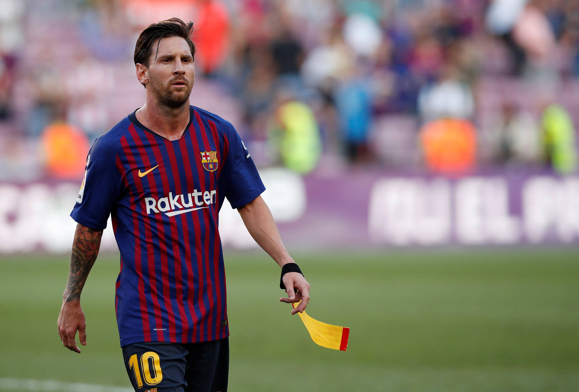 Lionel Messi 2020 Walking On Field Background
