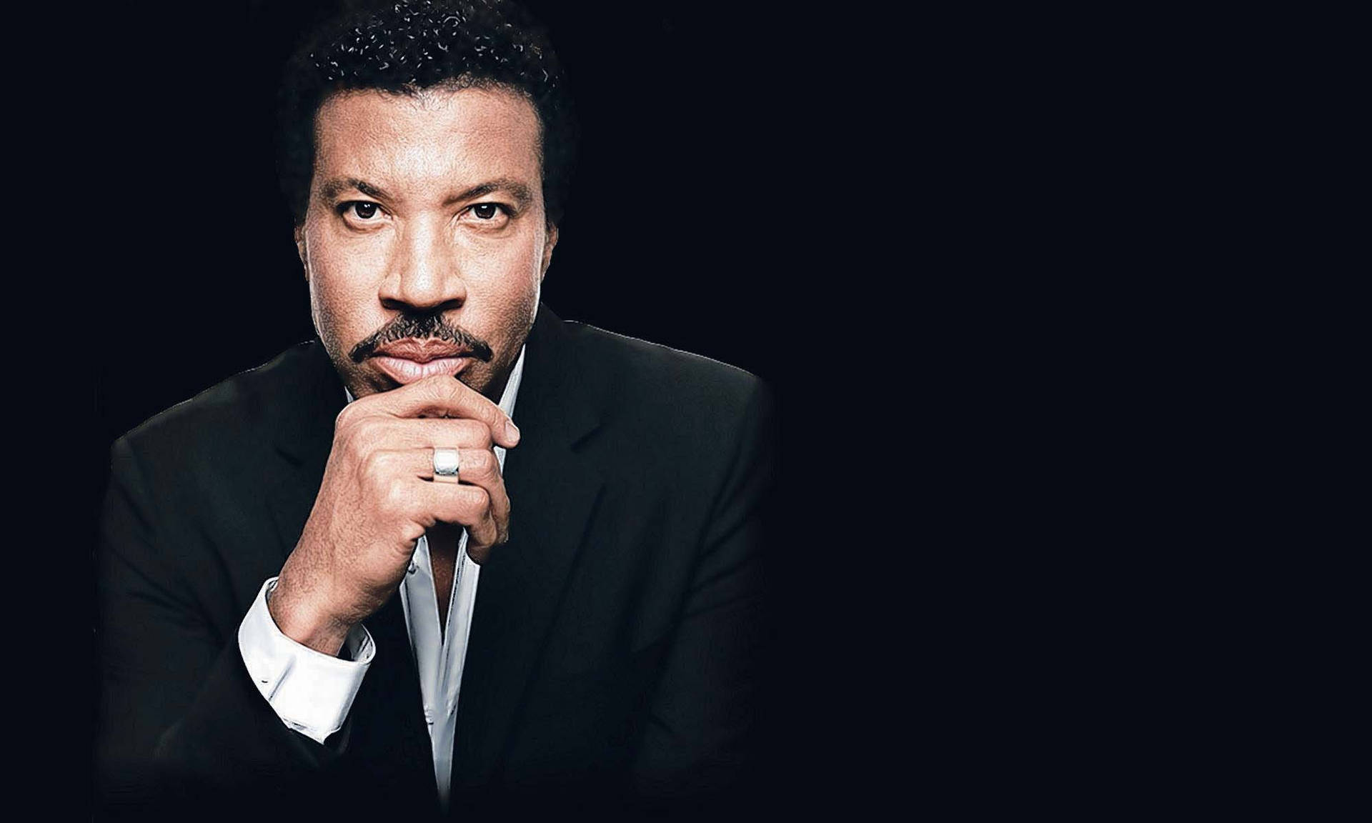 Lionel Richie American Singer-songwriter Background