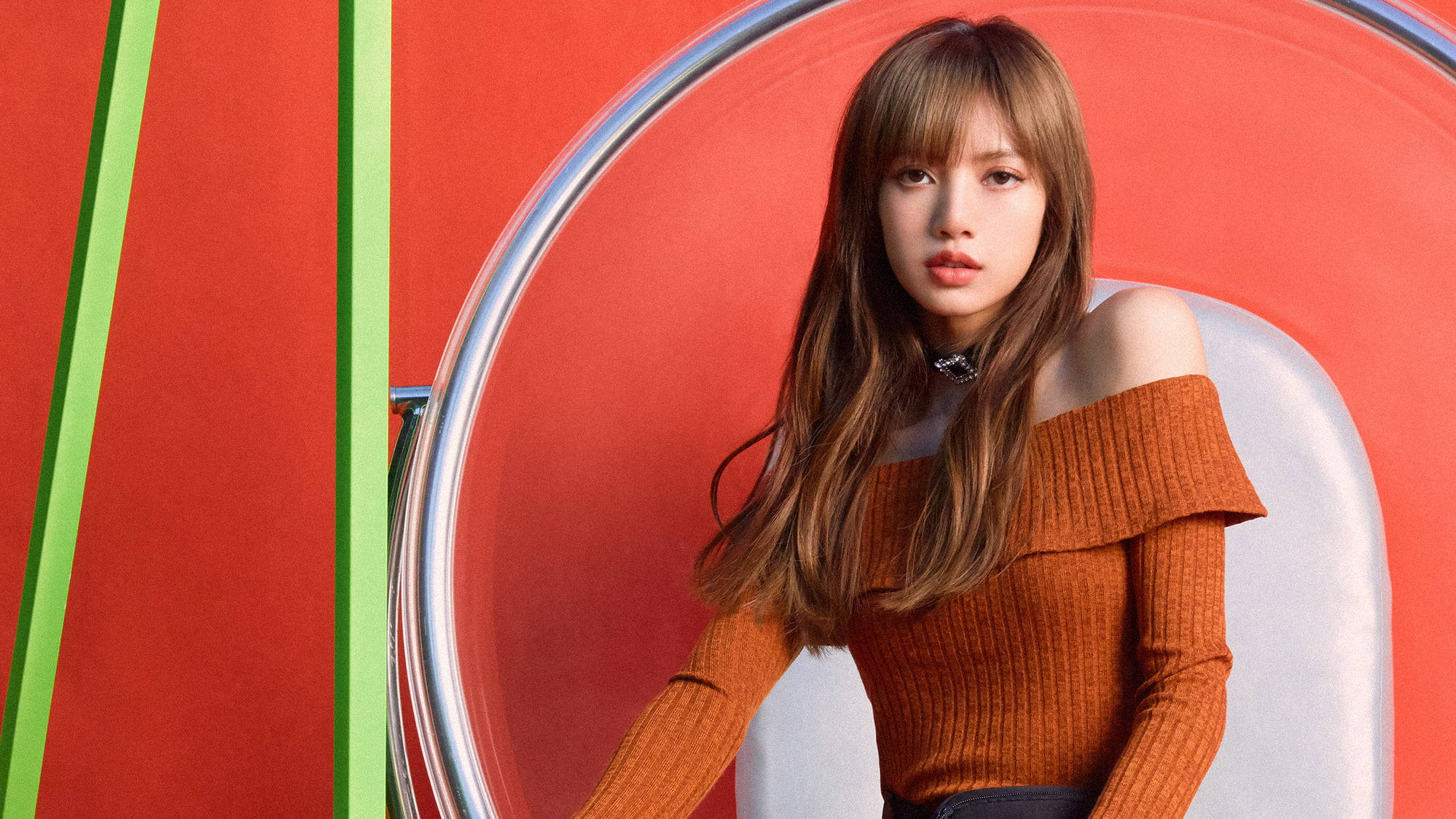 Lisa In Orange Blackpink Desktop Background