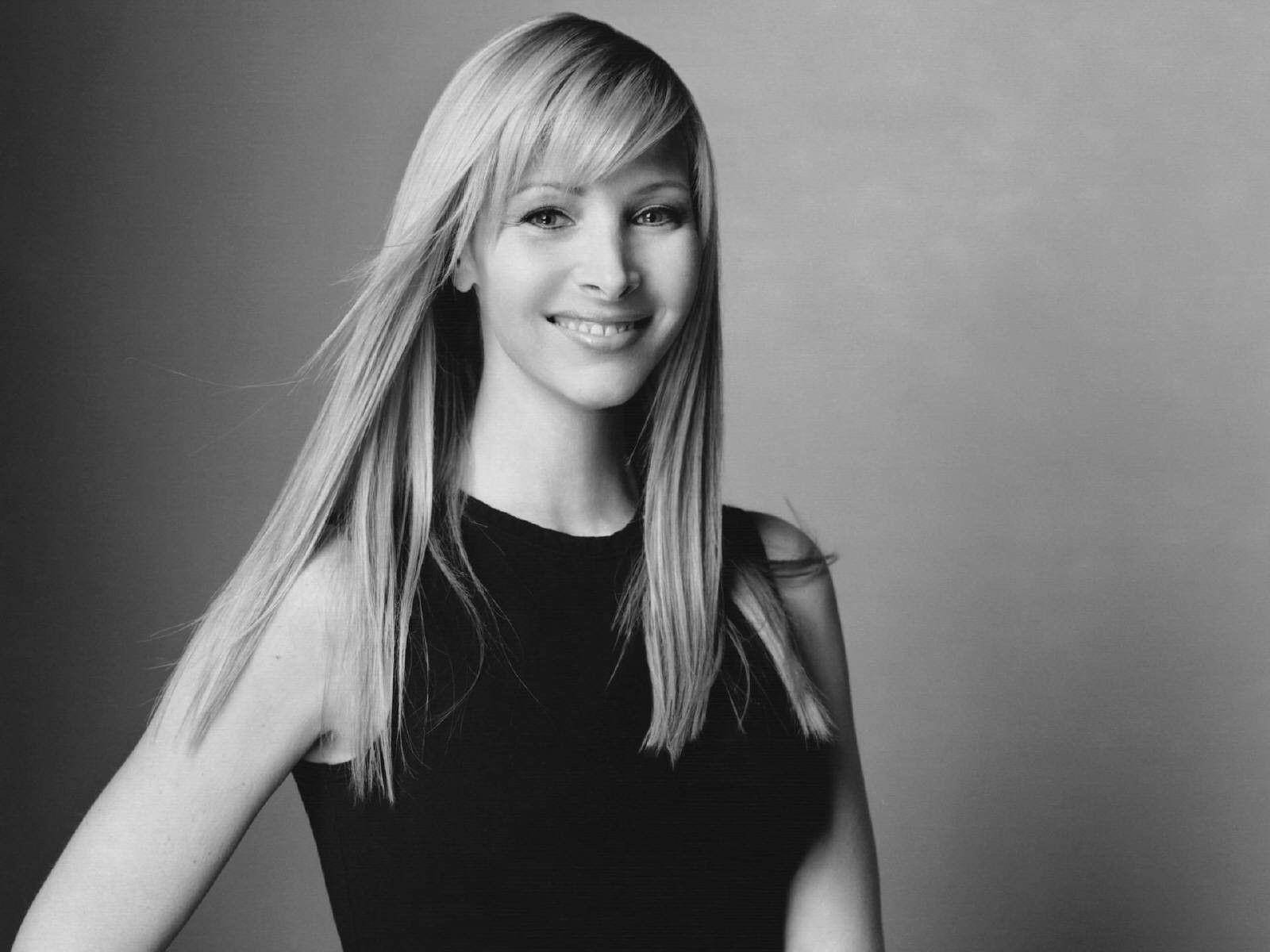 Lisa Kudrow Black And White Photograph Background