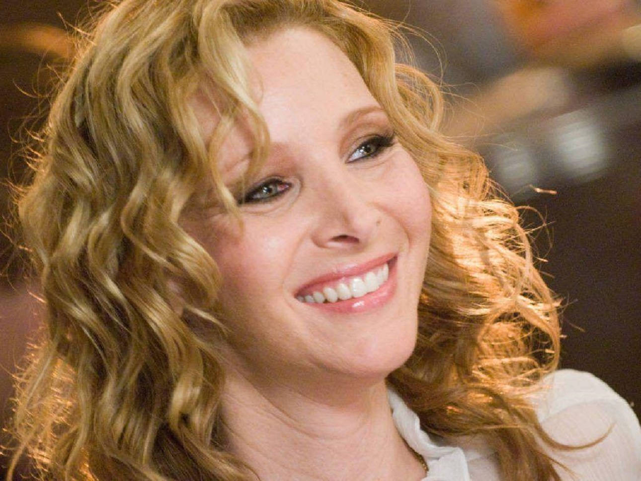 Lisa Kudrow Happy Expression