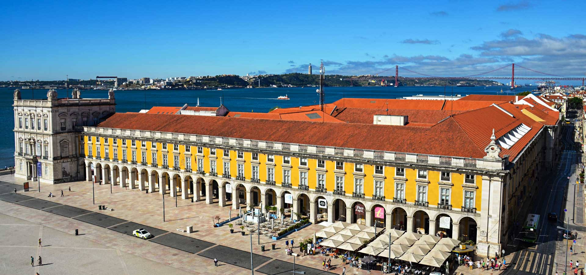 Lisbon Praça Do Comércio Warm Colors Background