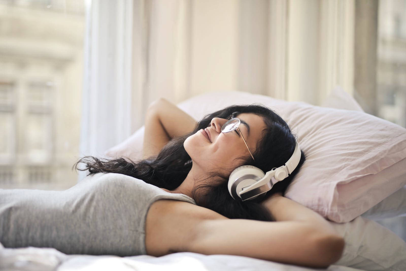 Listening To Relaxing Music Background