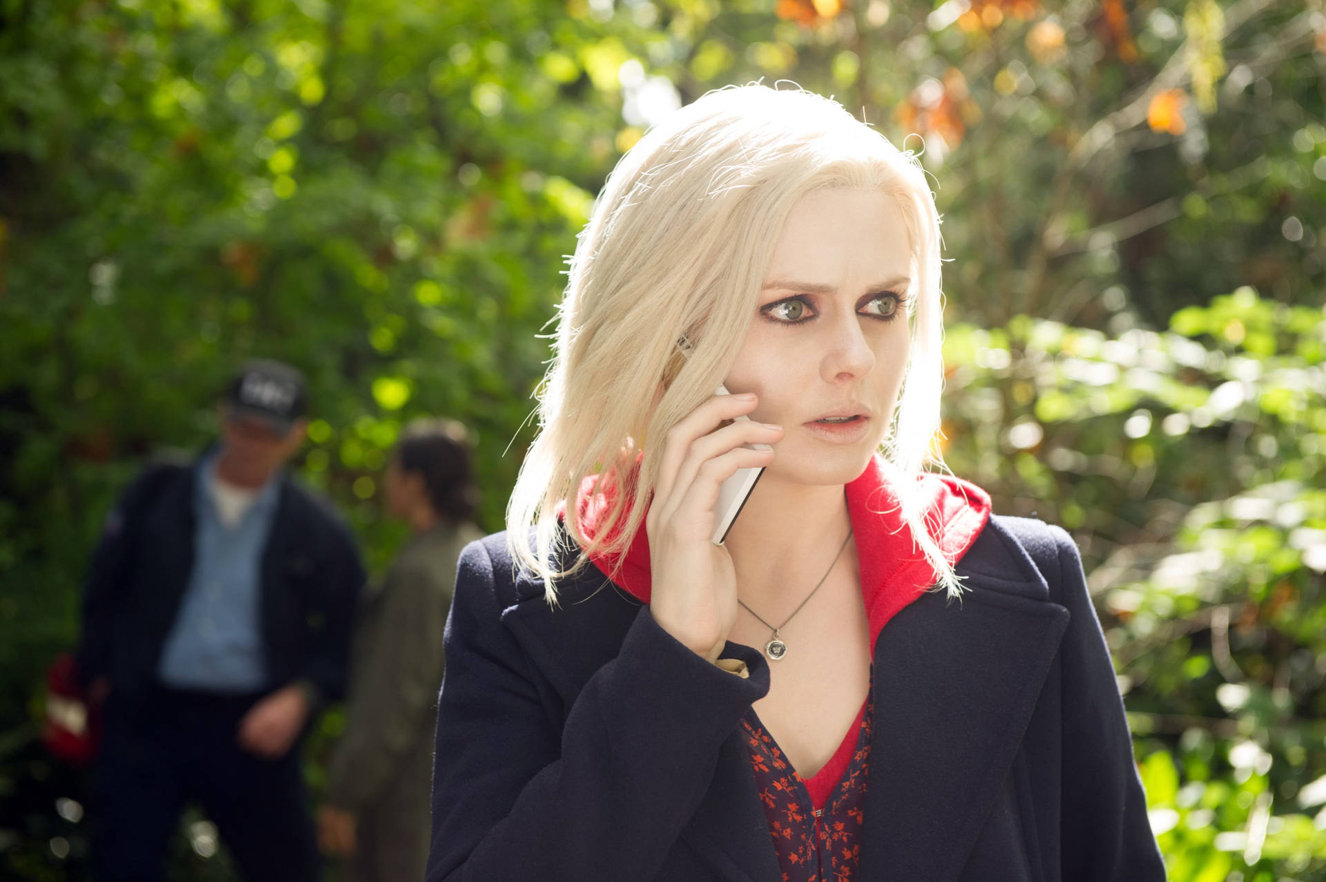 Liv Moore On The Phone In Izombie Background