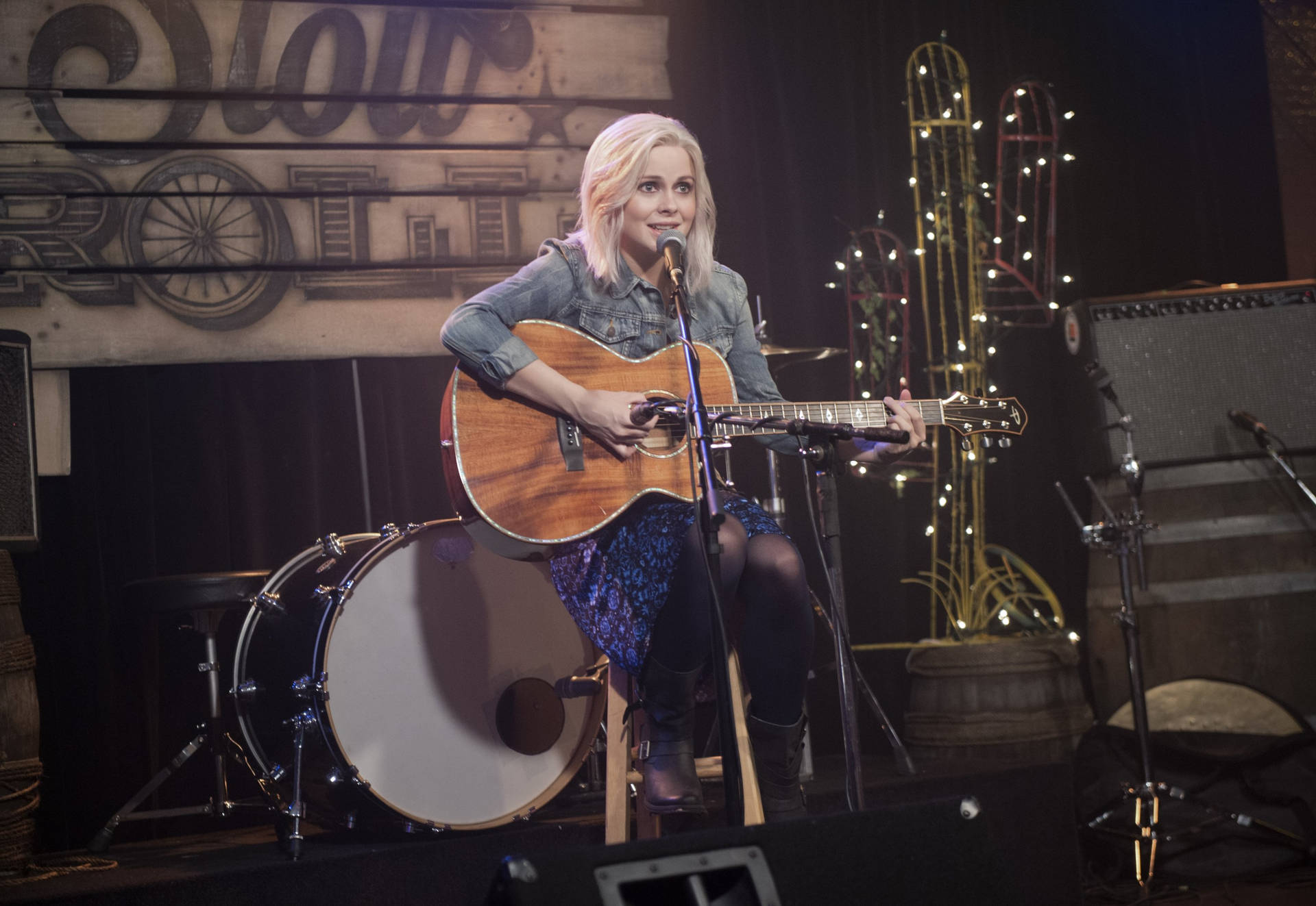 Liv Moore Singing In Izombie