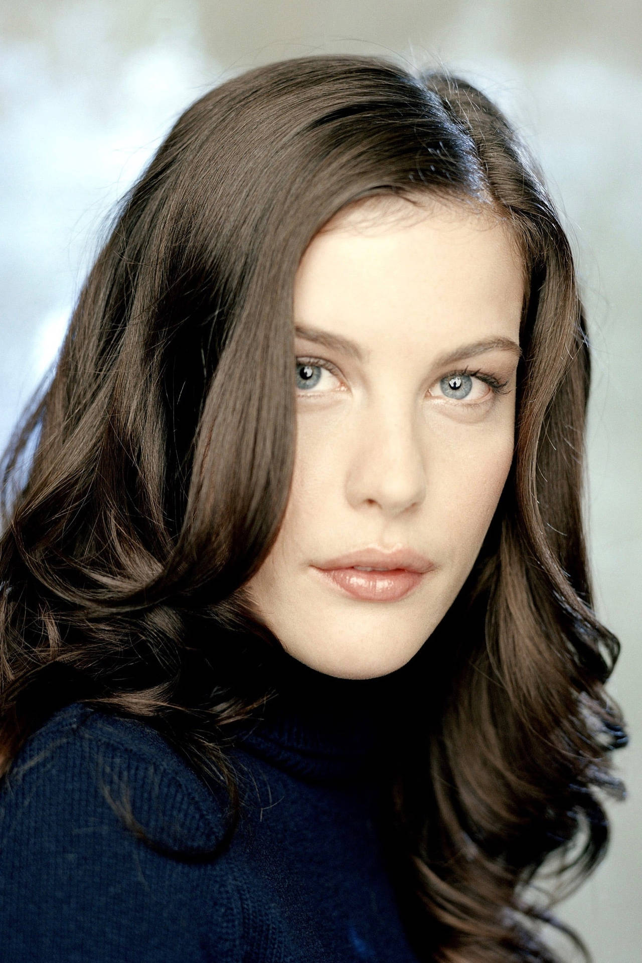 Liv Tyler Hollywood Star Portrait Background