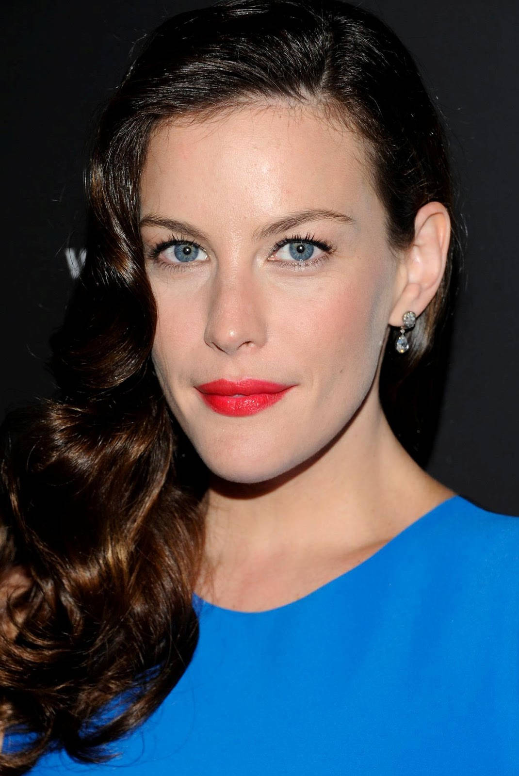 Liv Tyler Vintage Brunette Hairstyle