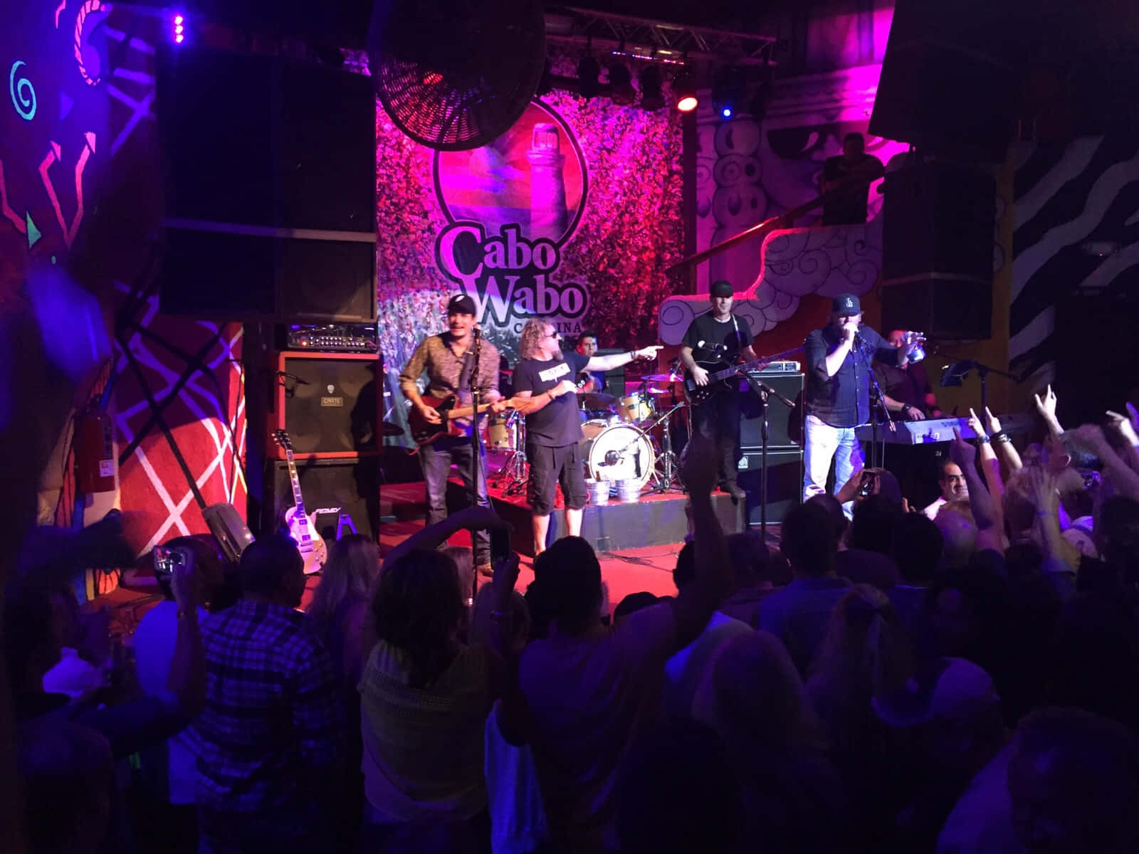 Live Concertat Cabo Wabo Cantina