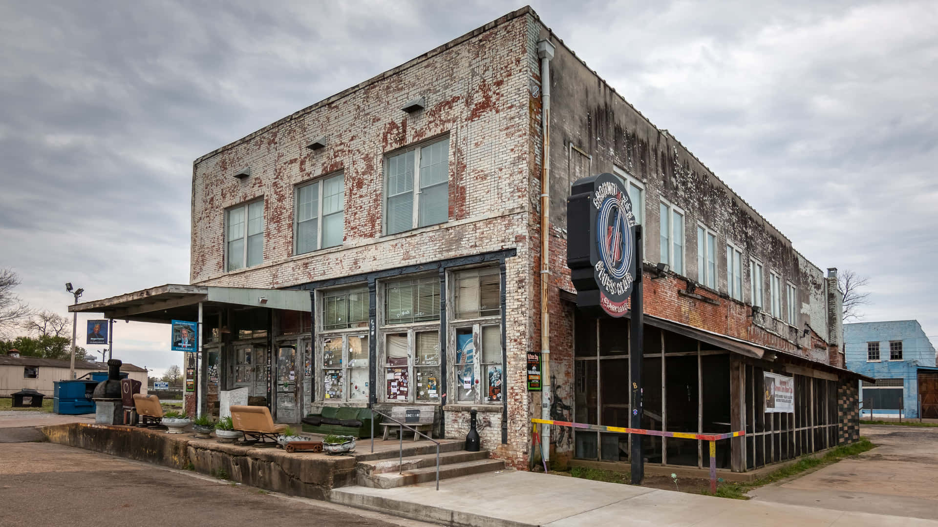 Live Music And Drinks At Ground Zero Blues Club, Mississippi Background