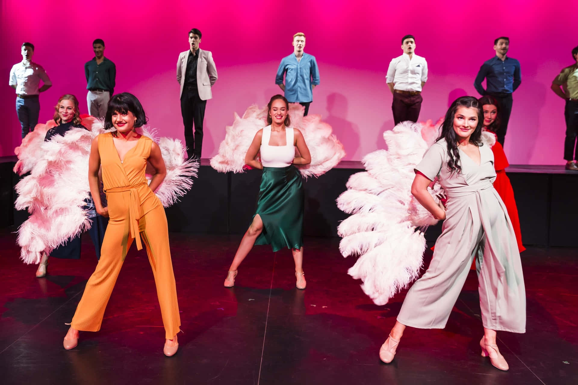 Live The Magical Experience Of Musical Theatre Background