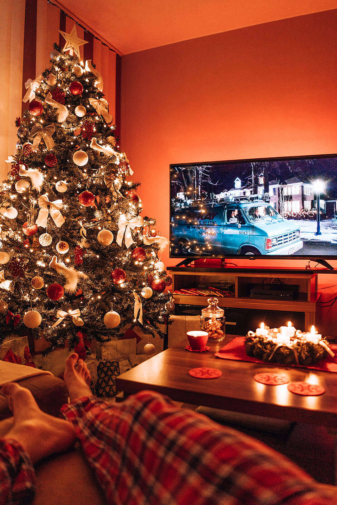 Living Room With Pretty Christmas Decorations Background