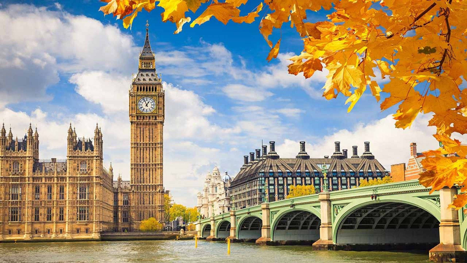 London's Big Ben In Europe Background