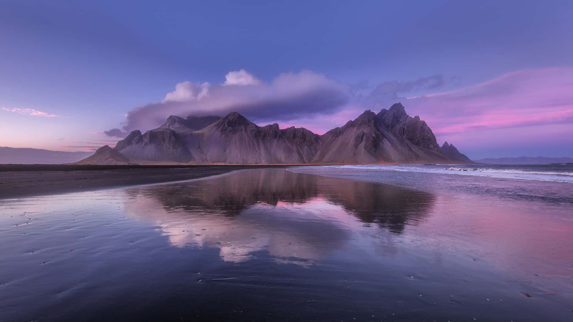 Lone Cloud Over Beautiful Mountain Lake Background