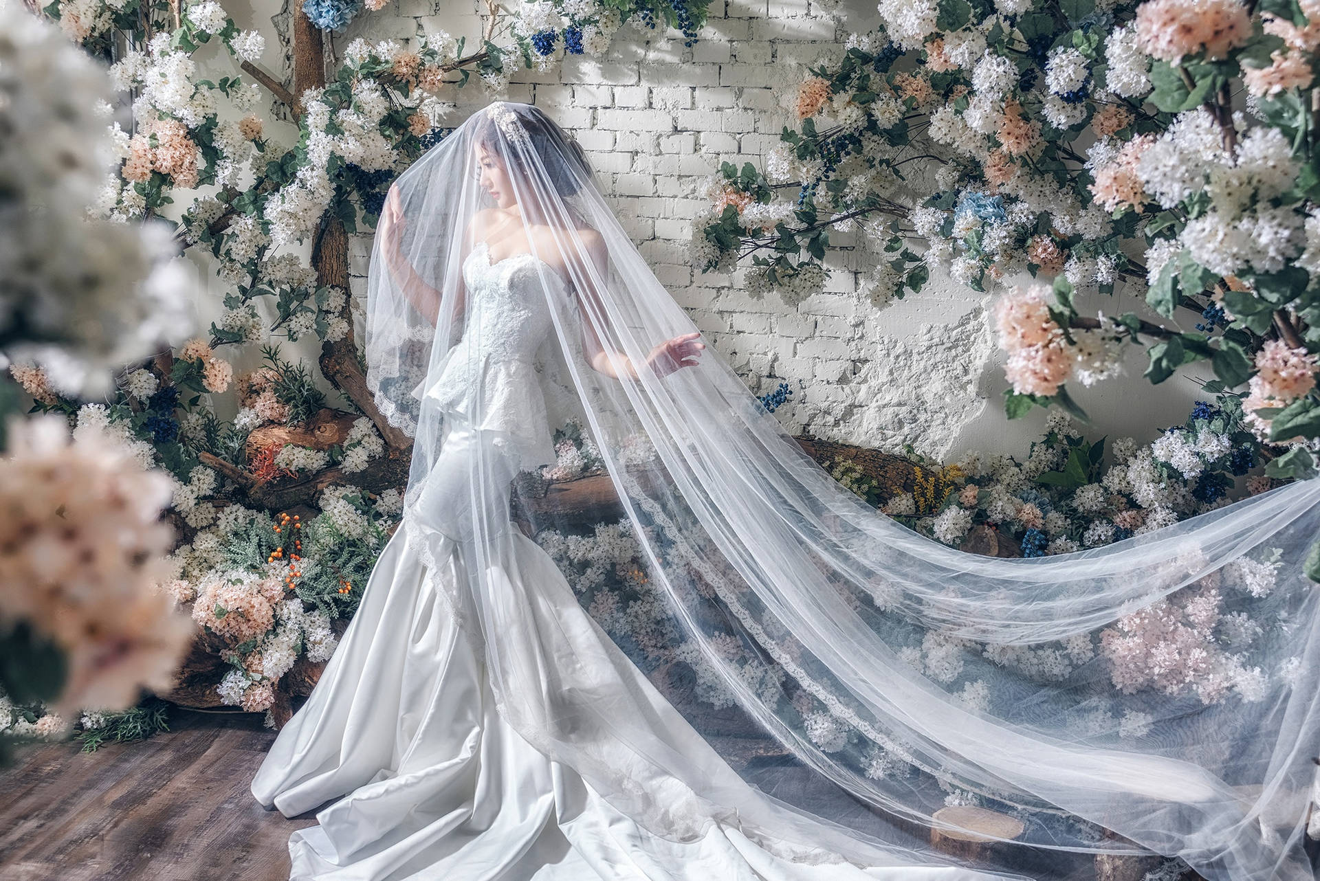 Long White Wedding Dress Background