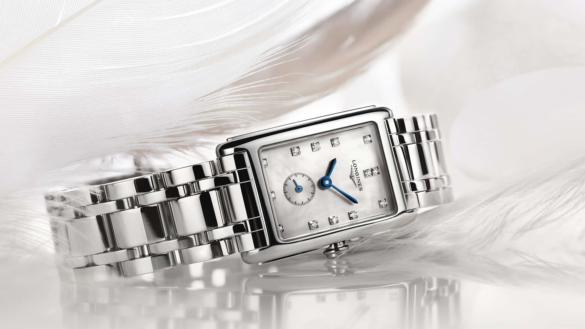 Longines Women's Dolcevita Watch Background