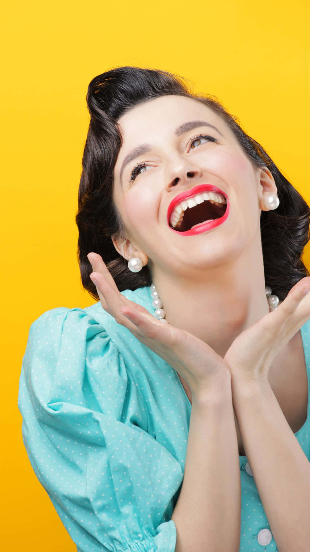 Looking For The Best Phone? The Happy Iphone Will Make You Smile! Background