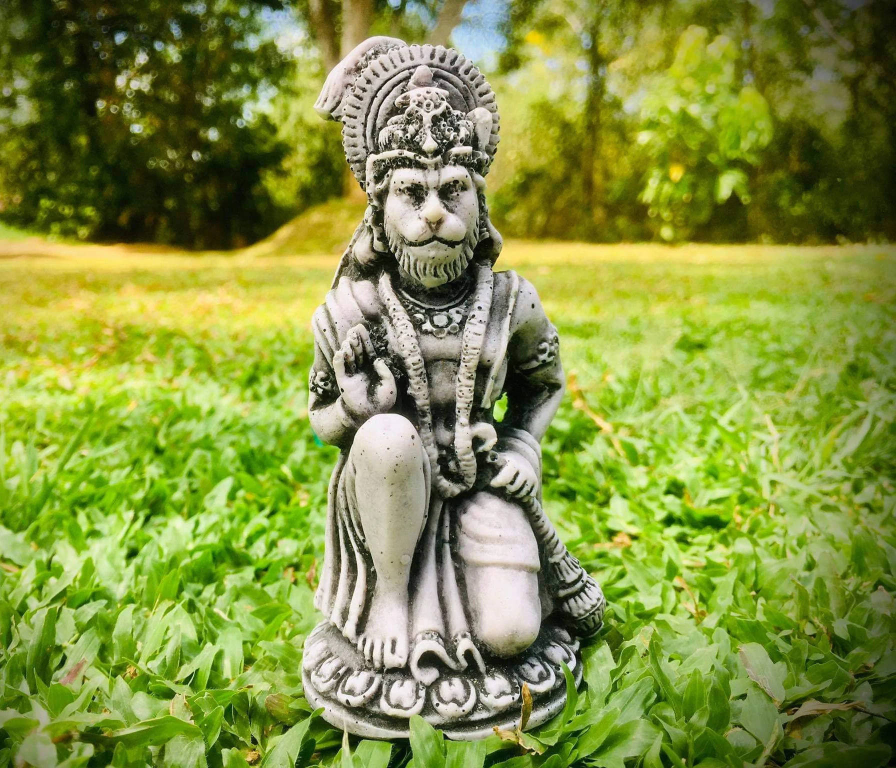 Lord Hanuman 3d Small Statue Background