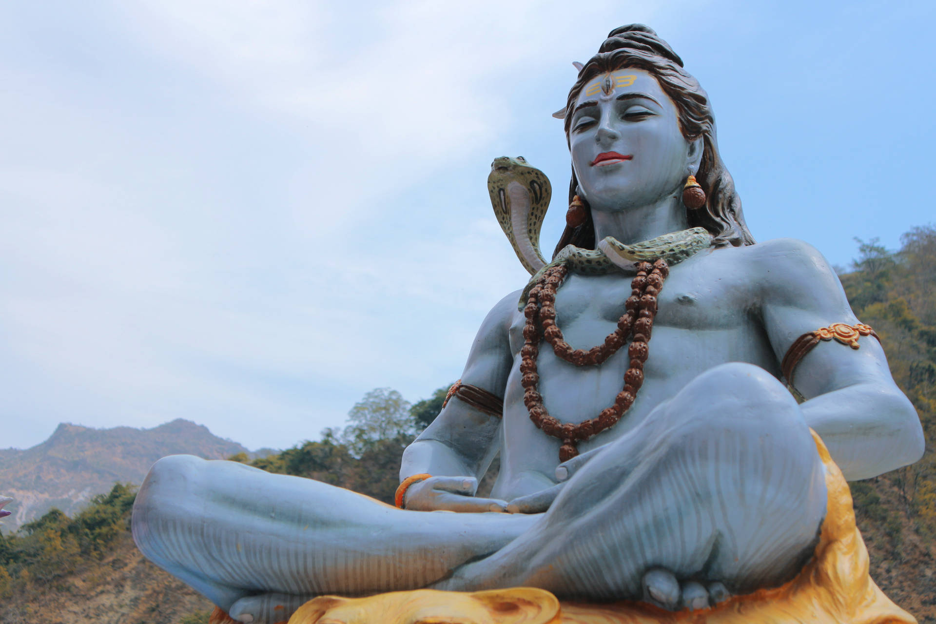 Lord Shiva Statue Background