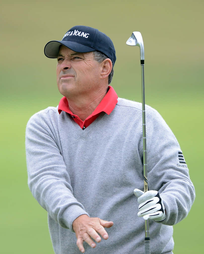 Loren Roberts Holding Golf Club Background