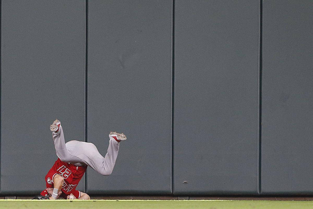 Los Angeles Angels Mike Trout Handstand Background