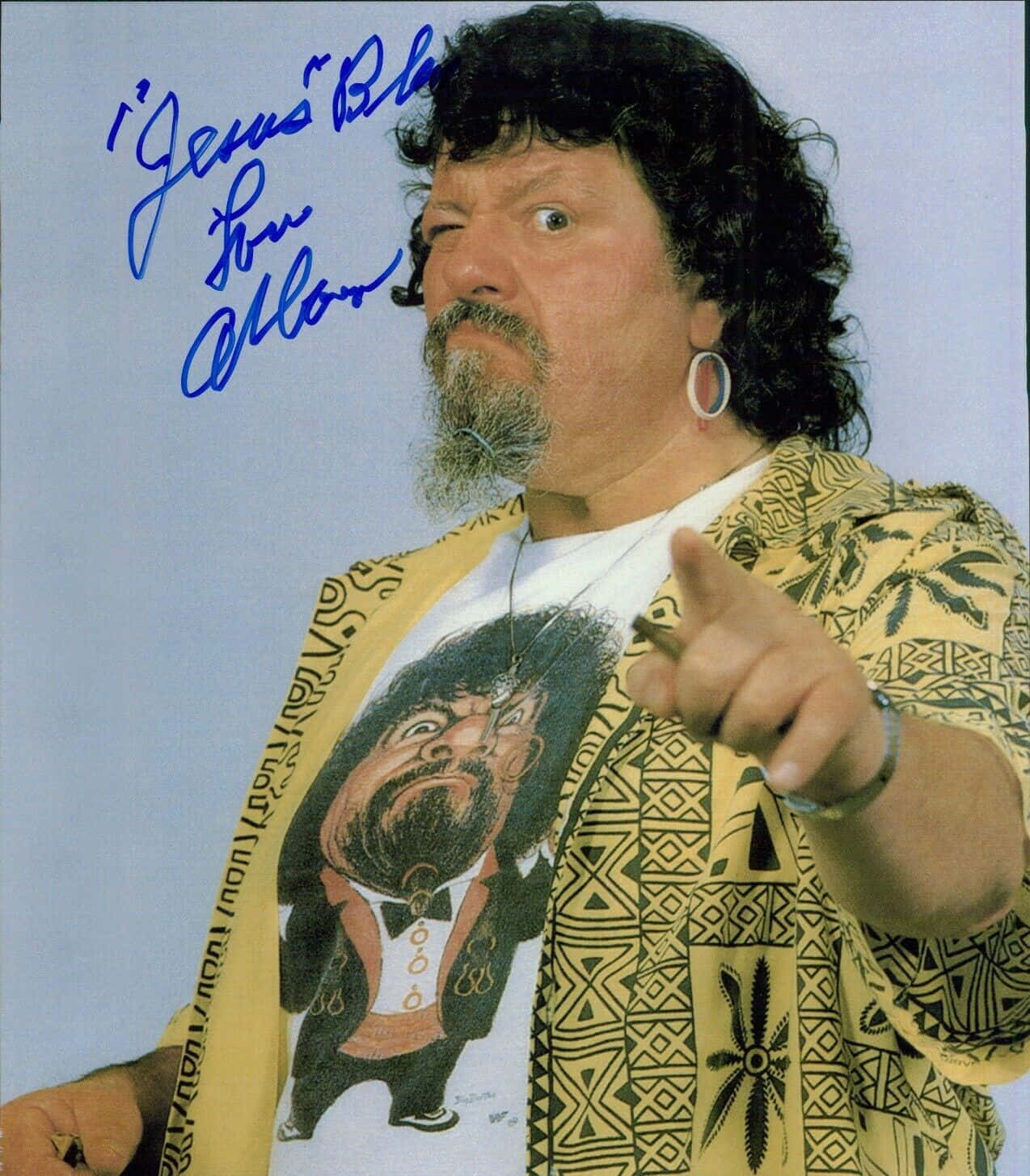 Lou Albano Pointing Signed Photo Background