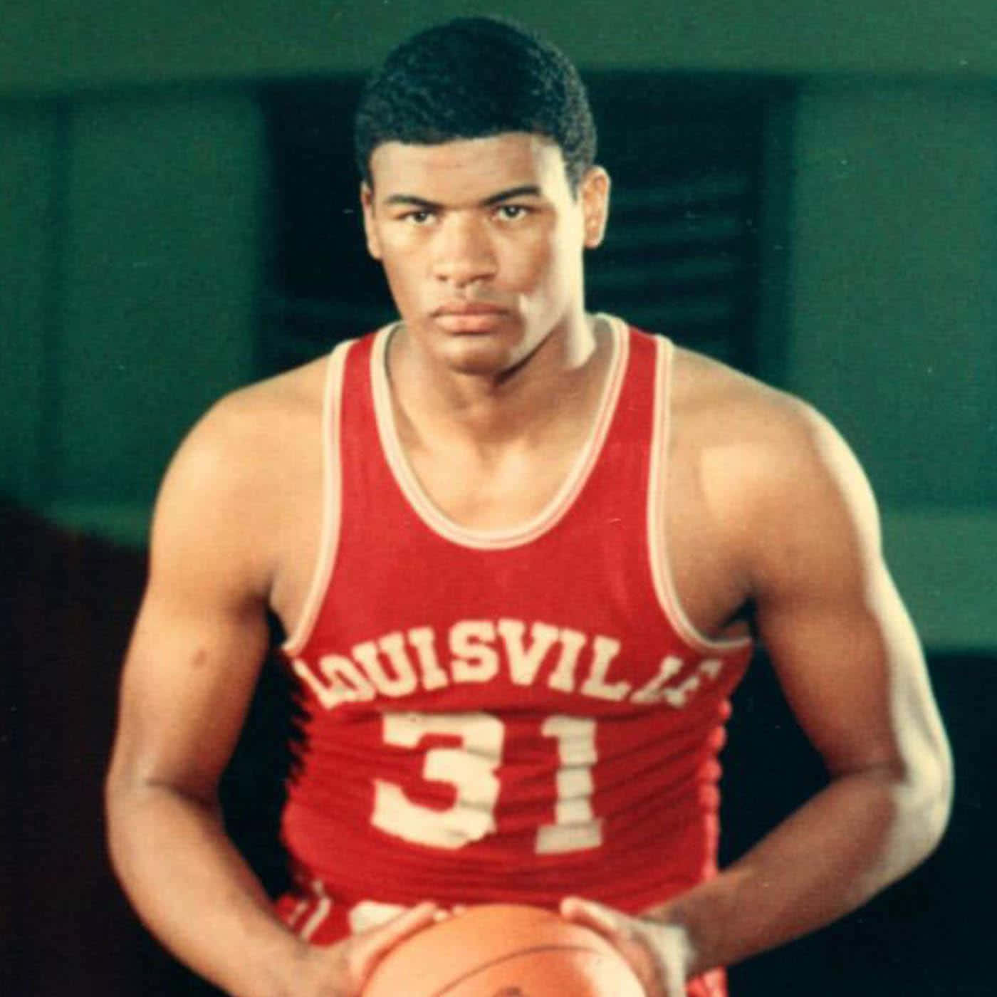 Louisville Basketball Legend Wes Unseld Background