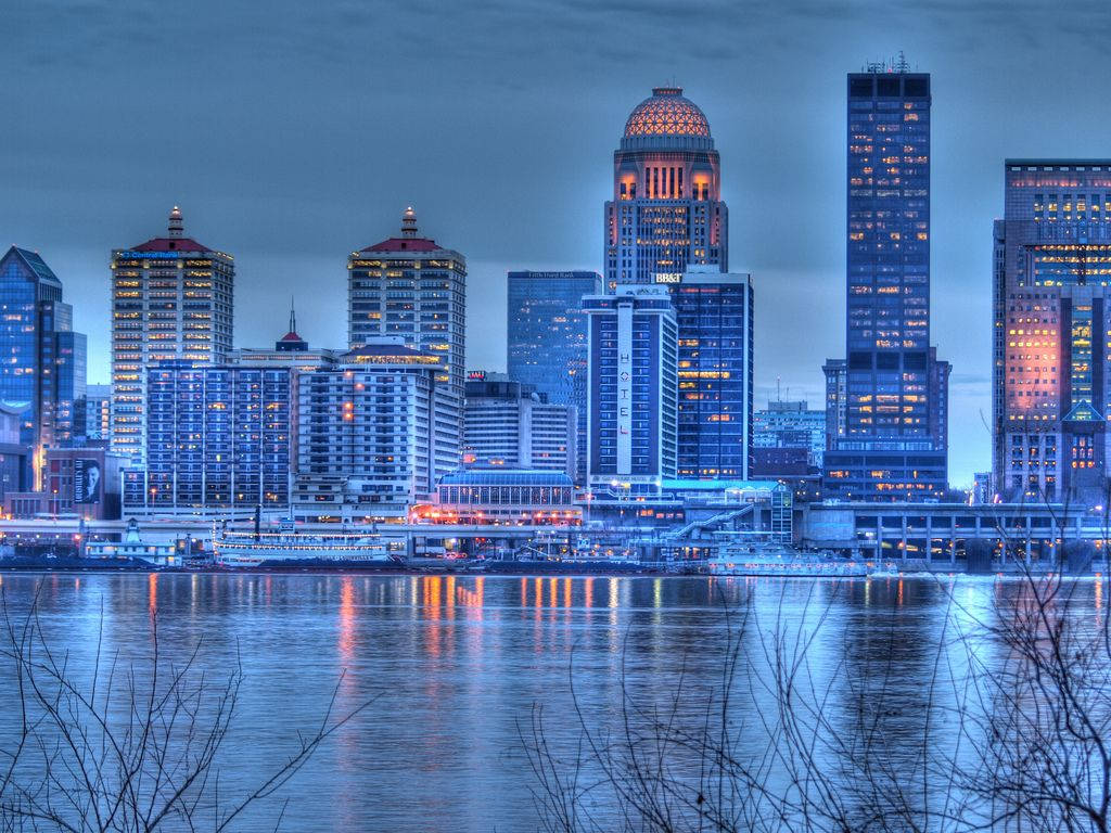 Louisville Picturesque Skyscrapers Background