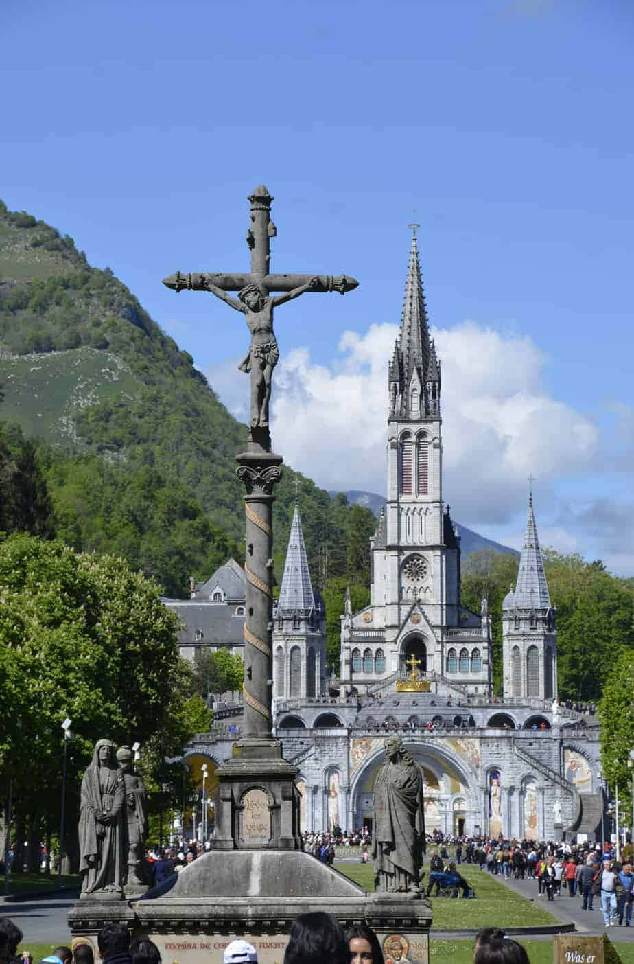 Lourdes Sanctuary Crucifixand Basilica.jpg