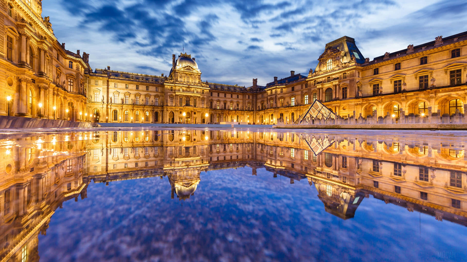 Louvre Museum Water Reflection Background