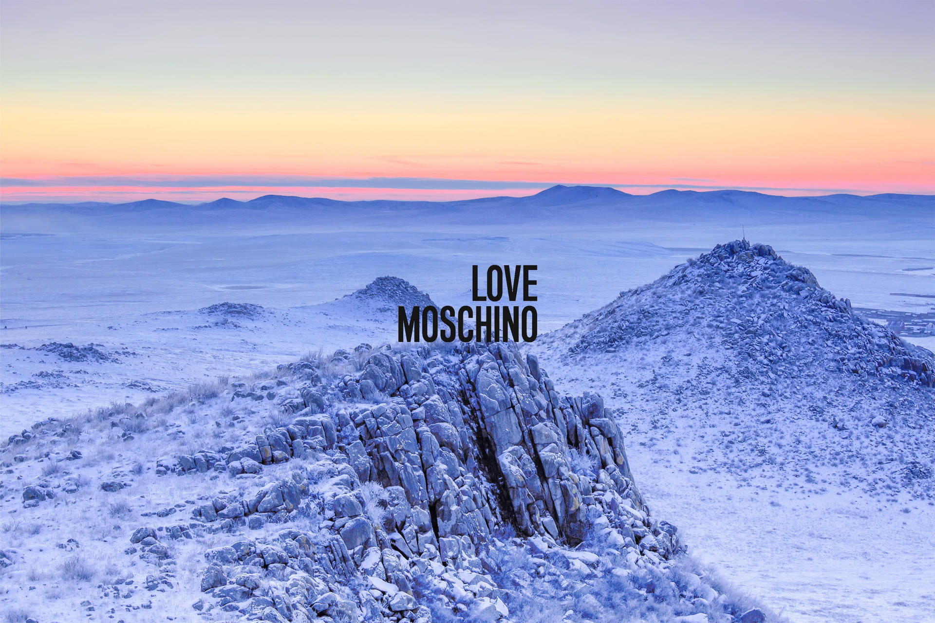 Love Moschino Snowy Mountains