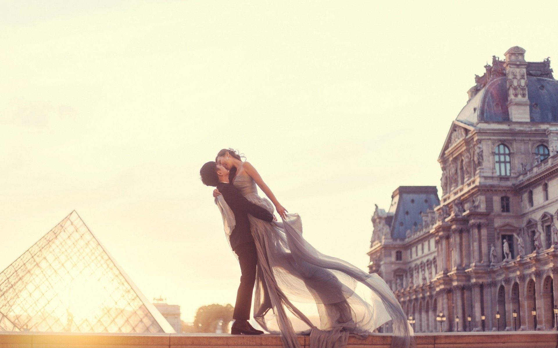 Love Story In Paris Background