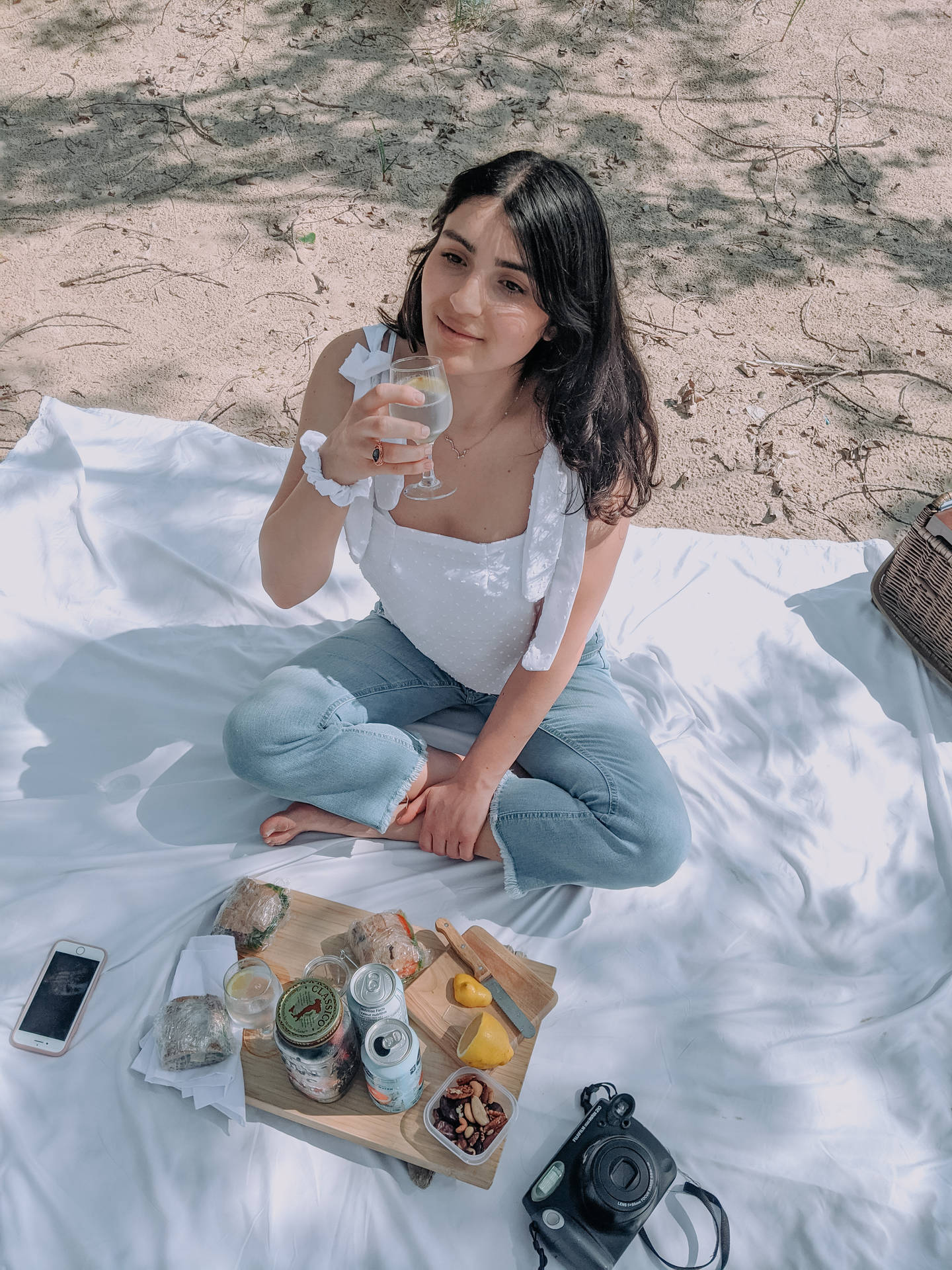 Lovely Girl Having A Picnic Background