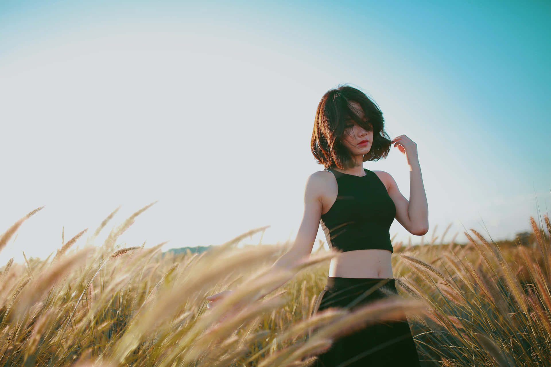 Lovely Mujer Soltera In A Field