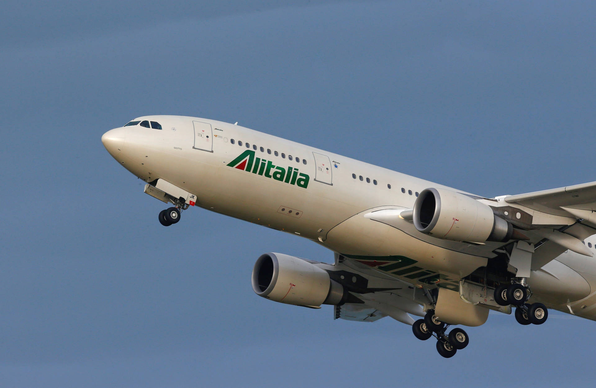 Low Angle Alitalia