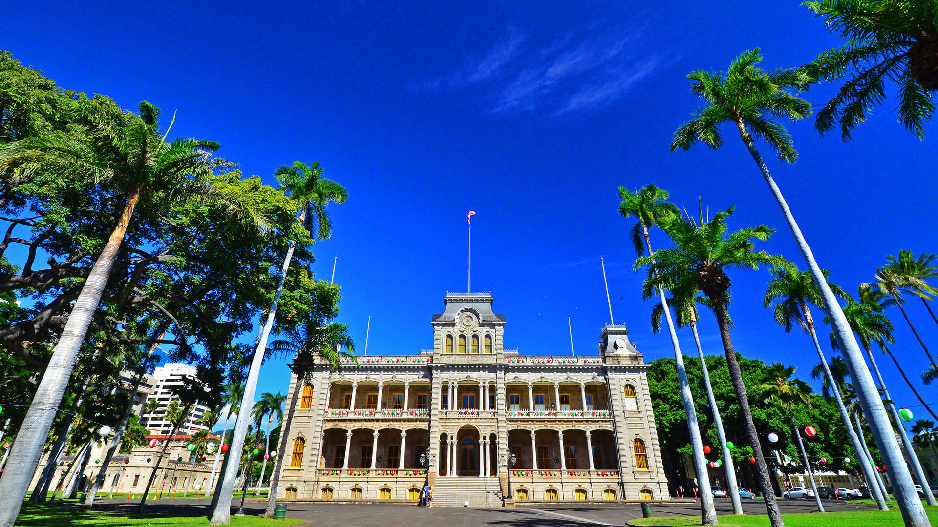 Low-angle Shot Iolani Palace Background