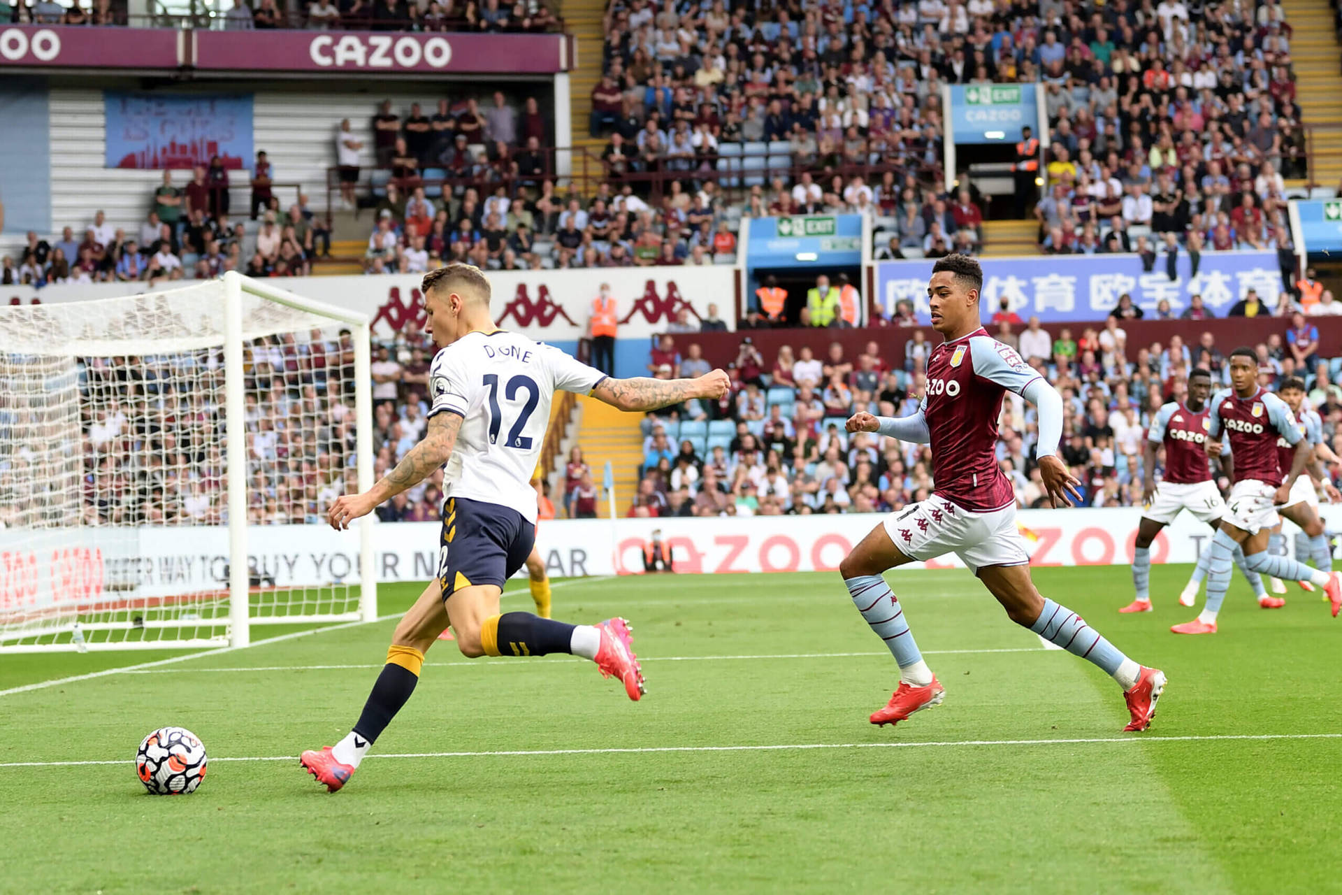 Lucas Digne In Sprint With The Ball Background