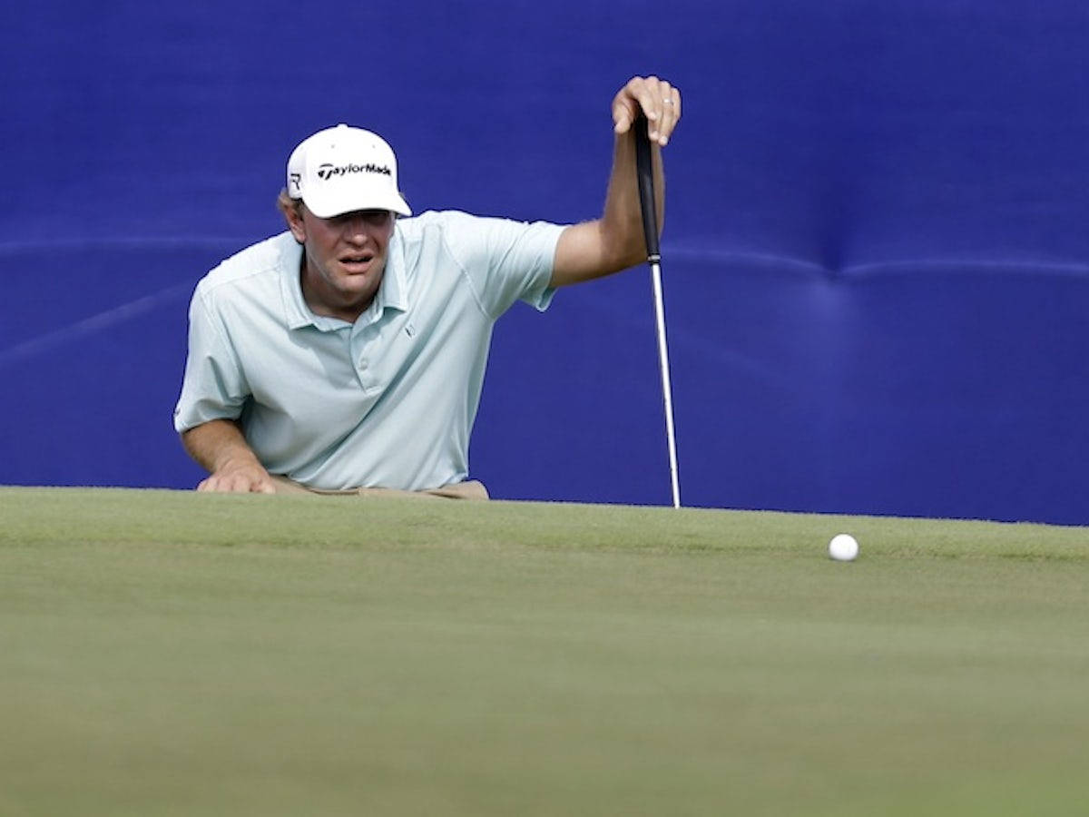 Lucas Glover Checking Terrain Background