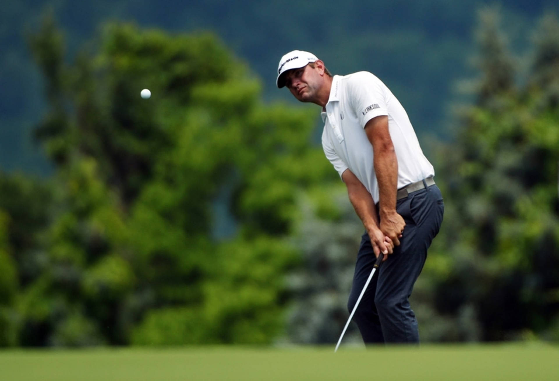 Lucas Glover Eyeing Golf Ball Background