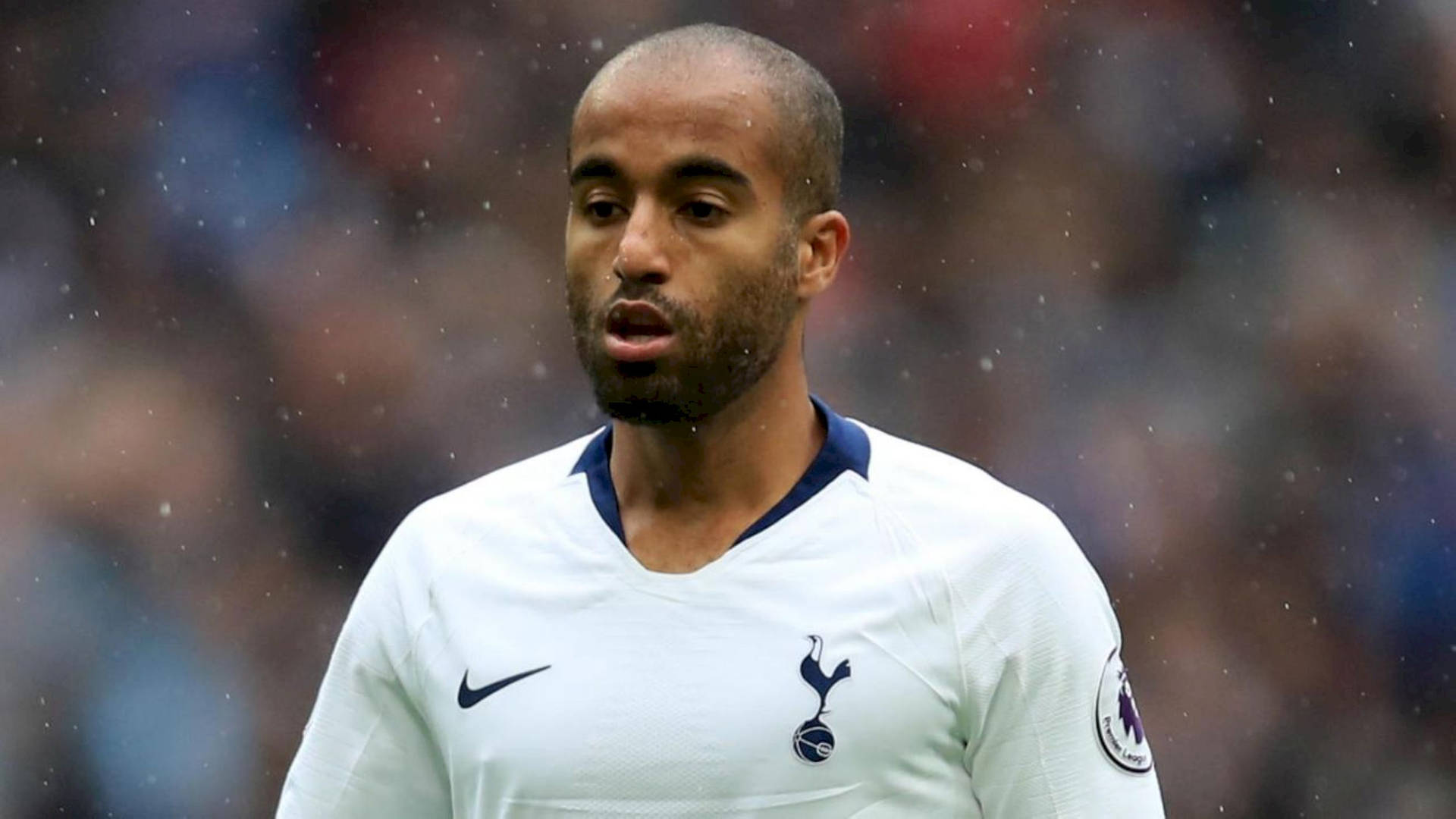 Lucas Moura Under The Rain Background