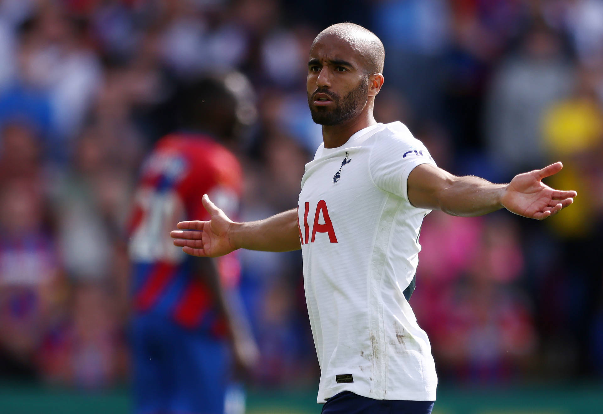 Lucas Moura With Arms Open Wide Background