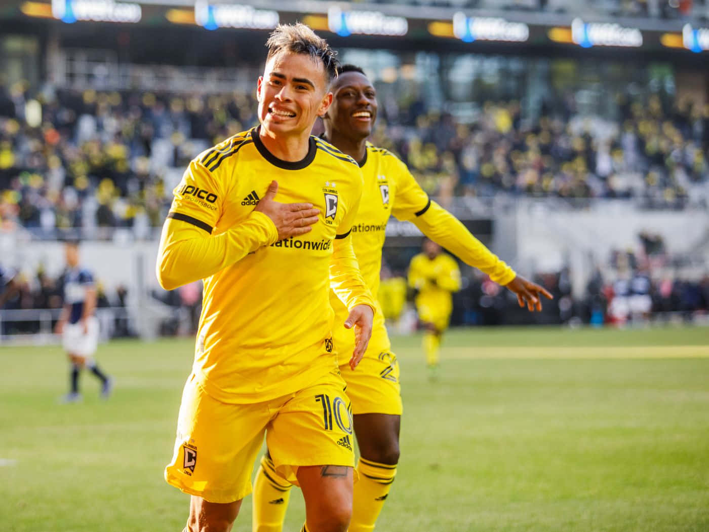 Lucas Zelarayan Match Against Vancouver Whitecaps Background