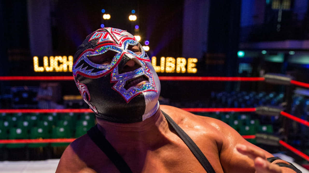 Luchadorin Ring Silver King Background
