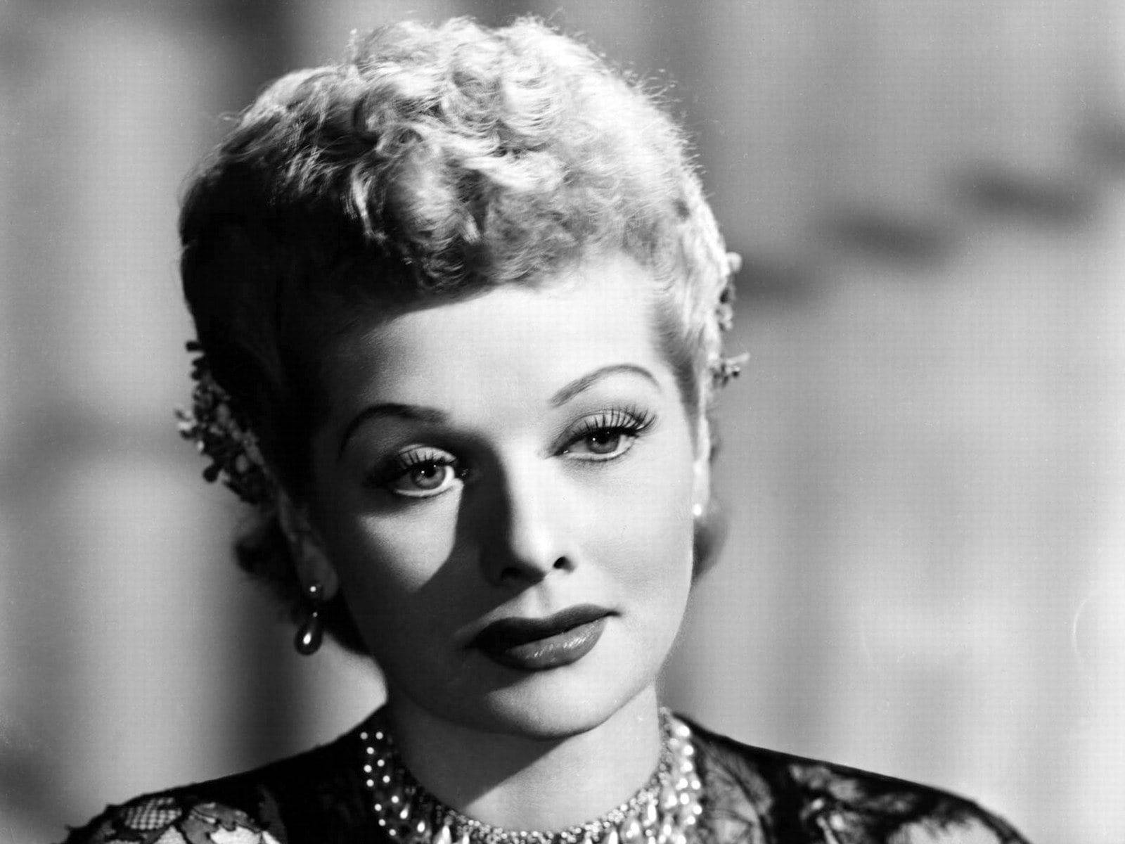 Lucille Ball Black And White Close-up Background