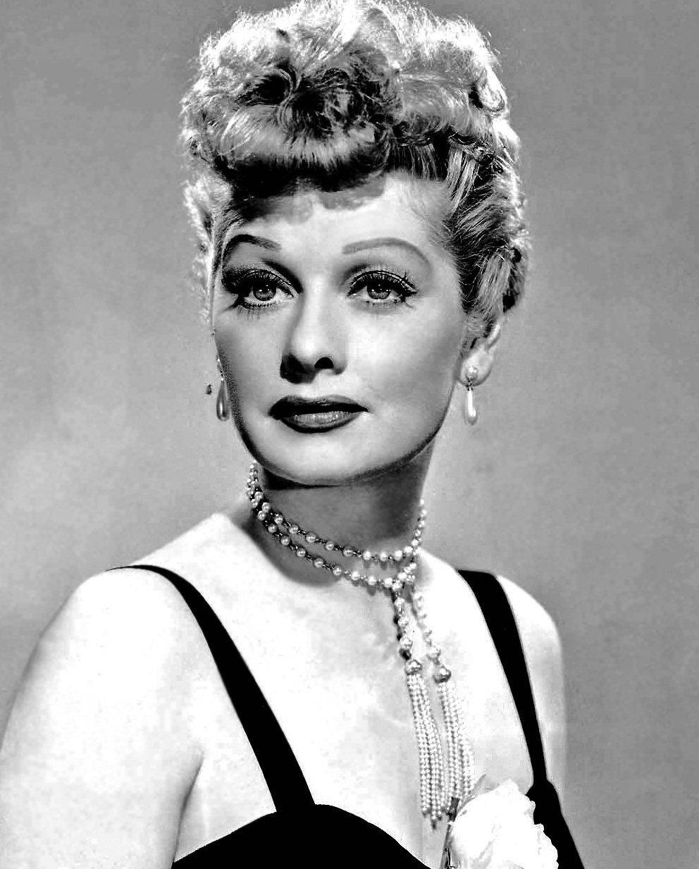 Lucille Ball Wearing Dress And Jewelry Background